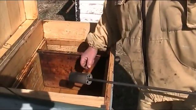 ПРОСТОЙ И ЭФФЕКТИВНЫЙ СПОСОБ ДЕЗИНФЕКЦИИ УЛЬЕВ смотреть онлайн