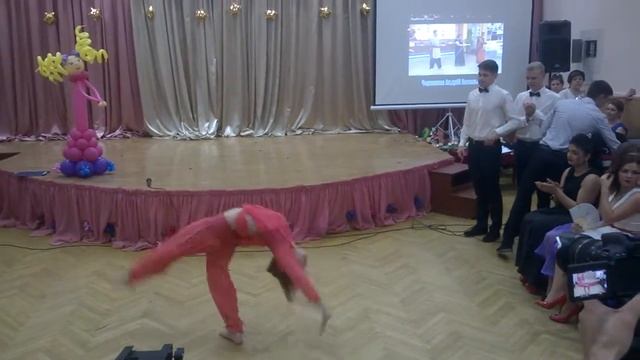 Танец на Выпускной 11-Б школа 184 Киев смотреть онлайн