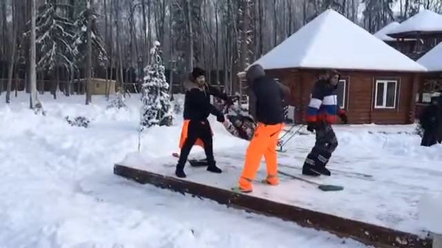 Развлечения на стройке ? (поляна дом2) смотреть онлайн