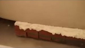 Установка  акриловой ванны .