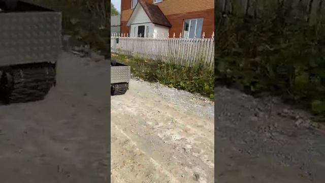 Самодельный плавающий гусеничный мини вездеход смотреть онлайн