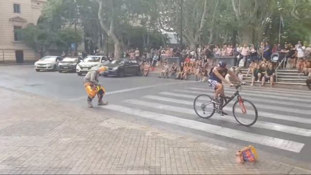 Karcocha en Rosario, Argentina смотреть онлайн