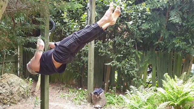 35s Shoulder Flag Hold. Флаг дракона 35с