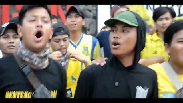DERBY BERD4RAH INI DI CAP HARAM !! RE-UPLOAD смотреть онлайн