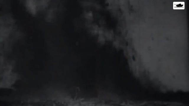 BT5 and BT7 Craziness!! Jumping Tanks WW2 Footage. БТ-7 - советский колёсно-гусеничный танк смотреть онлайн