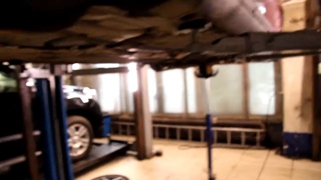 VOLVO S40 2006г бензин 2,4 литра АКПП пробег 140 тыс. Диагностика и ремонт ходовой части. смотреть онлайн