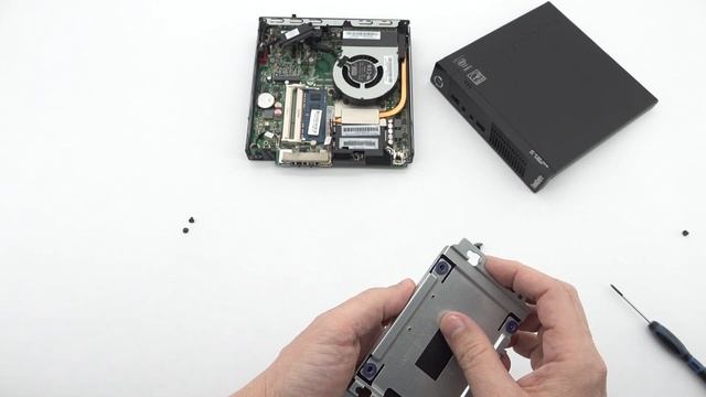 How to install SSD on Lenovo ThinkCentre M83 Tiny Desktop смотреть онлайн