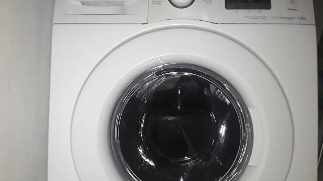 Samsung WF80F5E0W4W - Daily Wash 60° with Intensive and Extra Rinse - Full Cycle смотреть онлайн