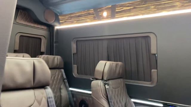 Mercedes-Benz Sprinter 319 CDI L2 4x4 смотреть онлайн