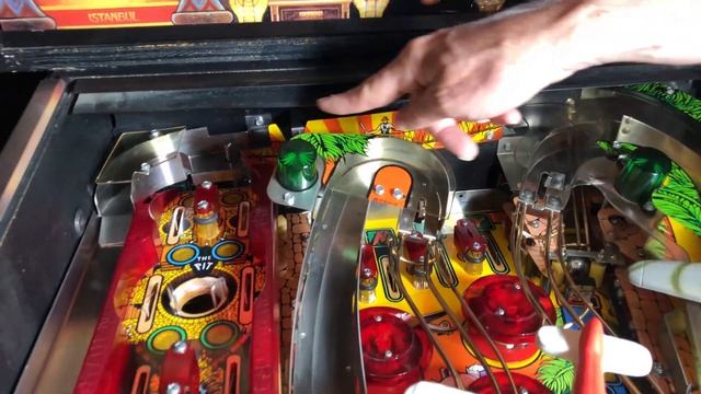 How to Play Indiana Jones Pinball смотреть онлайн