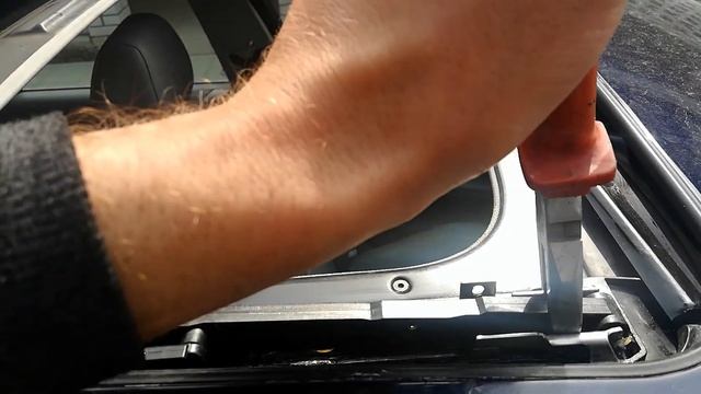 Ремонт люка бмв е60! Как снять и поставить люк! смотреть онлайн