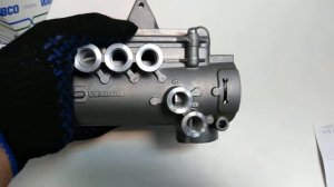 Кран растормаживания прицепа и полуприцепа 9710029007 Wabco