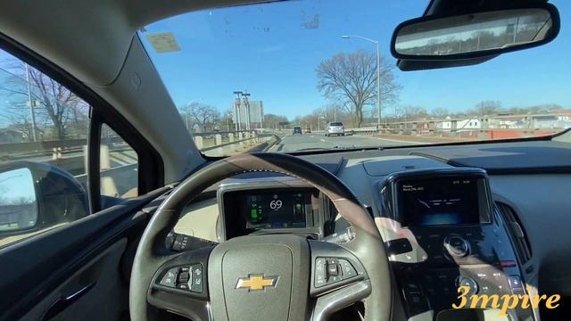 Честный, целый Chevrolet Volt всего 1кк₽ в Питере смотреть онлайн