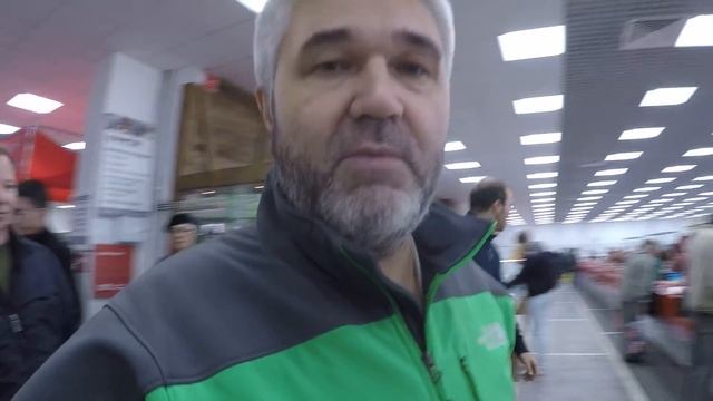 Рынок.Как выглядит домашняя свинина и курятина.