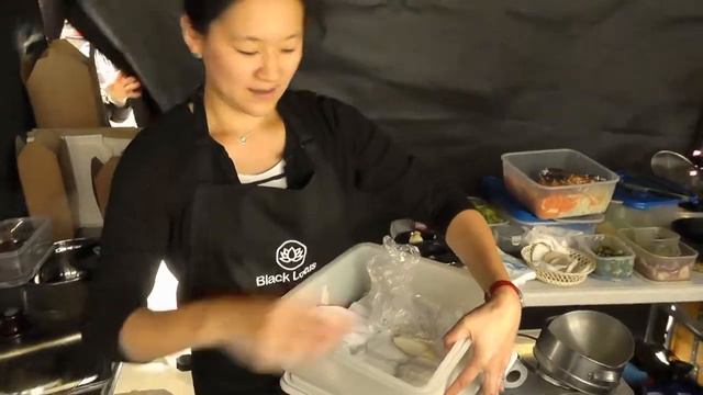 Camberley Farmers Market Series - Black Lotus смотреть онлайн