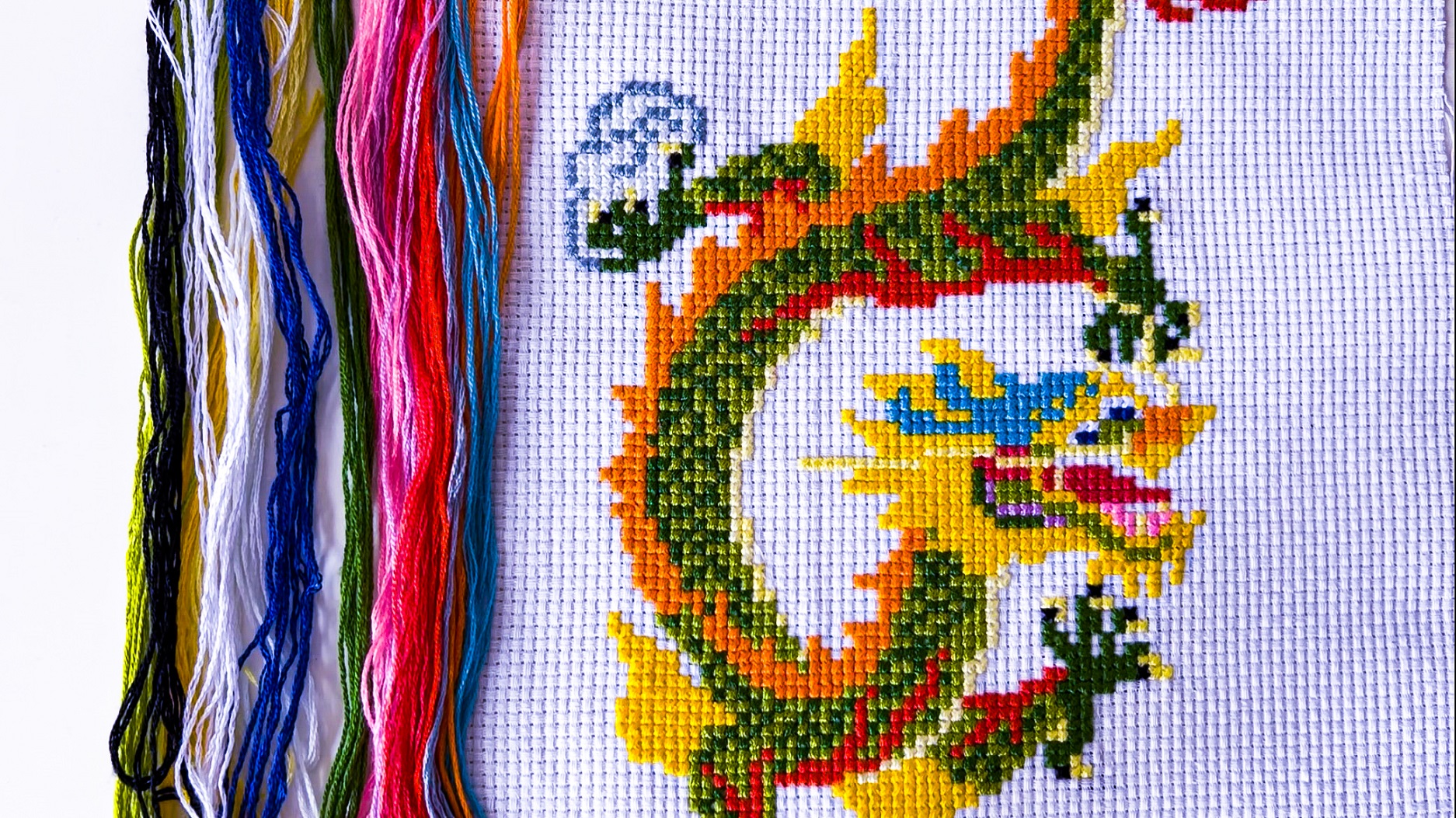 Вышивка крестиком Фикс Прайс Зеленый Дракон // Старт, процесс, финиш смотреть онлайн