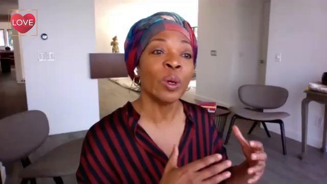 Love from a Distance Ep 12: Erika Alexander Honors Civil Rights Leader John Lewis смотреть онлайн