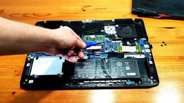 Установка накопителя SSD M.2 в ноутбук ACER NITRO 5