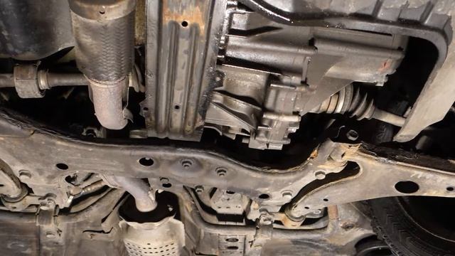 How to replace driveshaft Toyota Corolla right side. Years 1991 to 2010. смотреть онлайн