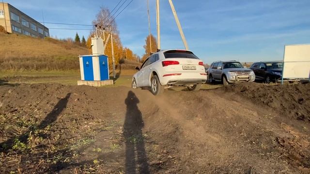 Audi Q5 (FY) диагональное вывешивание / diagonal hanging смотреть онлайн