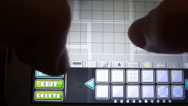 анимация №1 "Изменение цвета у блока" смотреть онлайн