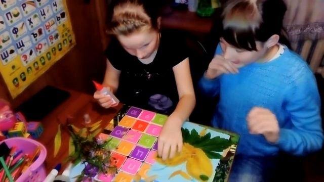 Осения поделка из листьев смотреть онлайн