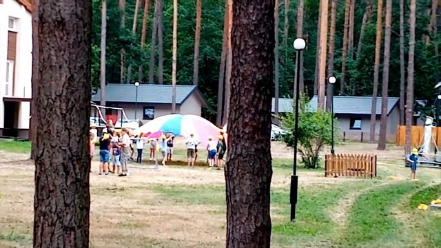 Ребятишки, радужный флаг и беларусский офицер который смог. смотреть онлайн