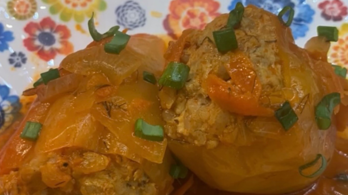 Фаршированный перец с фаршем и рисом смотреть онлайн