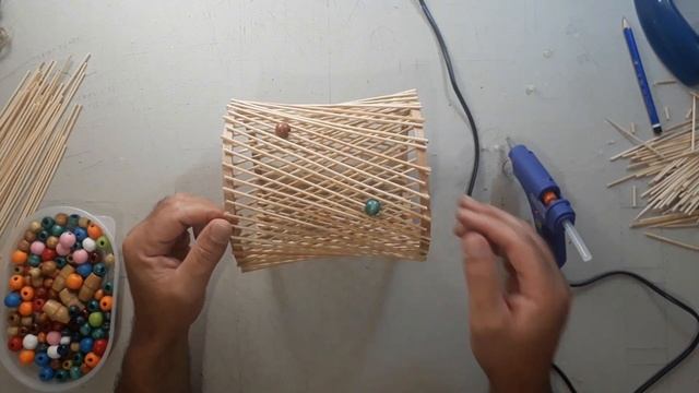 Great DIY Idea with Skewer Sticks, Hoop, Jute Rope and Wooden Beads. New Craft Ideas. смотреть онлайн