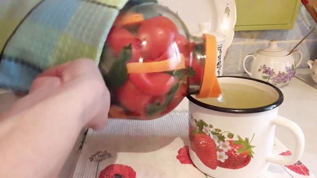 Маринованные помидоры с щирицей на зиму! Просто пальчики оближешь! смотреть онлайн