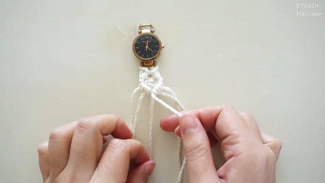 [Sub] DIY Macrame Watch Straps for old watch / Macrame Bracelet 마크라메 시계 스트랩 만들기 / 마크라메 손목시계 리폼 смотреть онлайн
