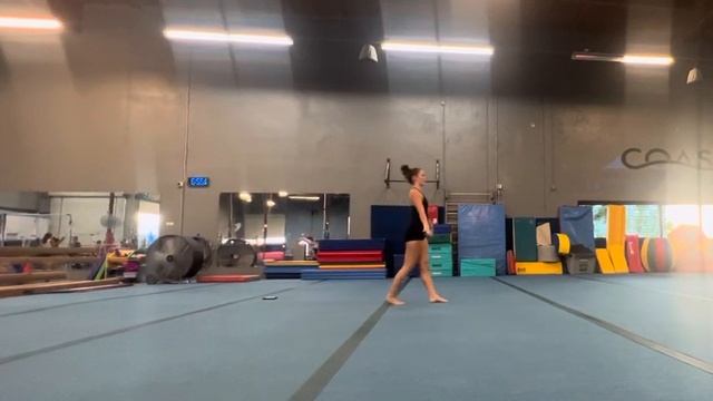 Excel BRONZE 2024 floor routine смотреть онлайн