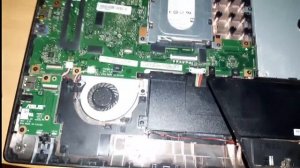 как почистить ноутбук асус x553m