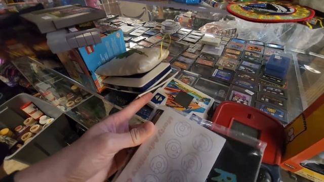 THIS Flea Market Game Vendor HOOKED ME UP! смотреть онлайн