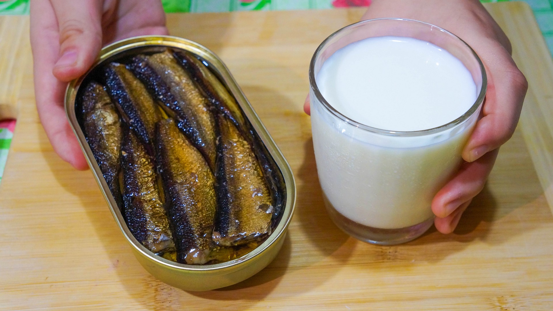 Когда дома нахожу баночку ШПРОТ. Готовлю ещё один ОБАЛДЕННЫЙ РЕЦЕПТ из рыбных консервов! смотреть онлайн