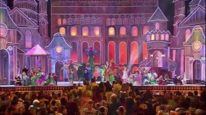 "Взрослые и дети". Алсу - От улыбки..