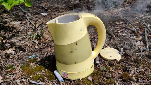 ?BIG FIRECRACKERS Vs TEAPOT?