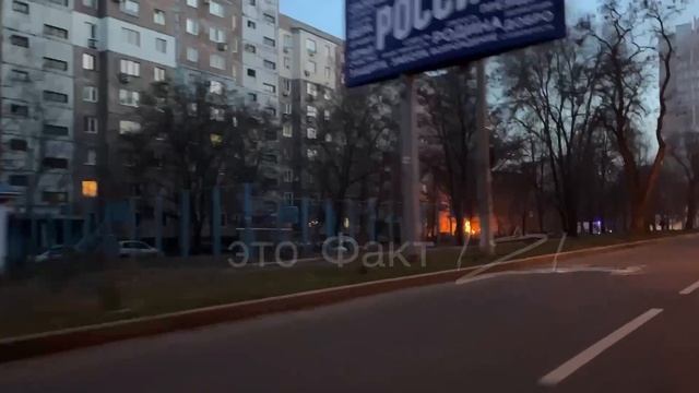 Донецк под обстрелом ВСУ, пожары и разрушения. смотреть онлайн