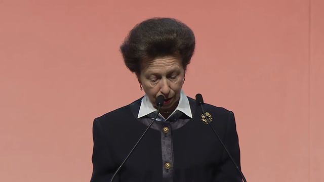 2015 London - HRH Princess Royal addressing at International Forum London 2015 смотреть онлайн