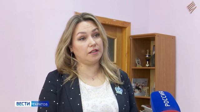 "Миссис Хрустальная корона России" стала девушка из Саратова смотреть онлайн