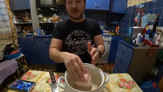 СОЛИМ САЛО ПО ОСОБОМУ РЕЦЕПТУ. Кладоискатель Руся. смотреть онлайн