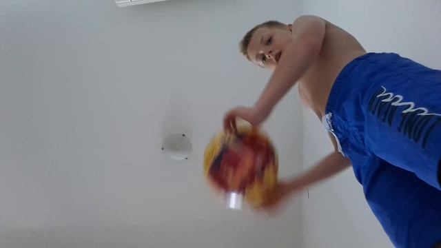 Игра пяткой набивание смотреть онлайн