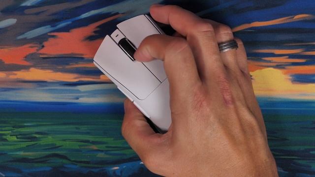 Razer DeathAdder V3 Pro vs Logitech G Pro X Superlight - Is Razer copying Logitech again? смотреть онлайн