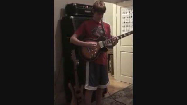 Devin's Guitar Collection смотреть онлайн