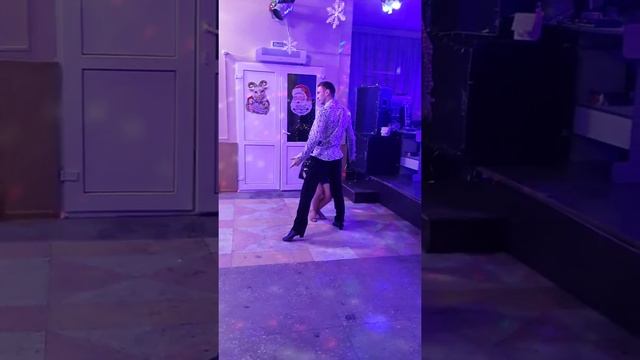 Танец. Налейте мне ещё бокальчику смотреть онлайн