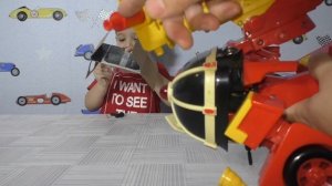 РОБОКАР ПОЛИ и РОЙ трансформеры игрушки из мультика ROBOCAR POLI and ROY transformers toys для дете
