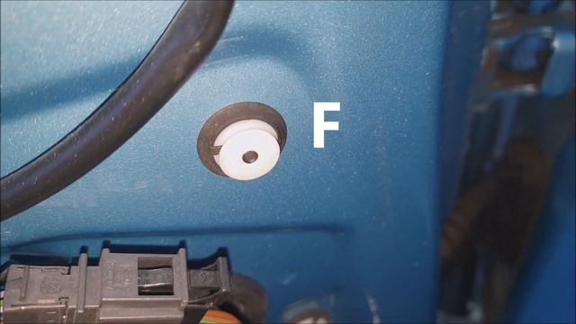 How to remove front door panel Skoda Fabia / Roomster смотреть онлайн