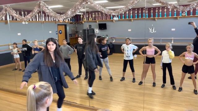 Double Dutch 11/12 смотреть онлайн