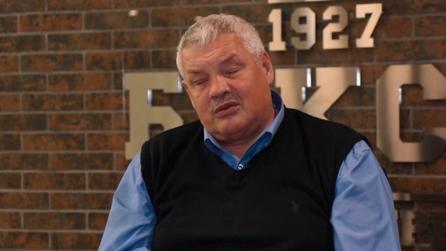 Трёхкратный абсолютный чемпион СССР по боксу Вячеслав Яковлев - о новых олимпийских весах смотреть онлайн