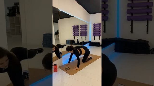 Тренировка на ЯГОДИЦЫ смотреть онлайн